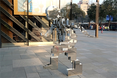 鋅合金標牌的特點