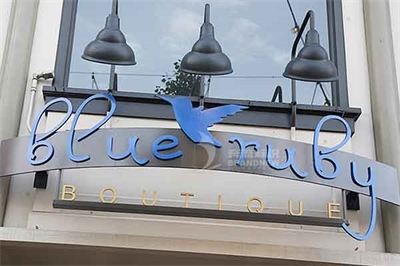 樓頂發光字對企業的影響